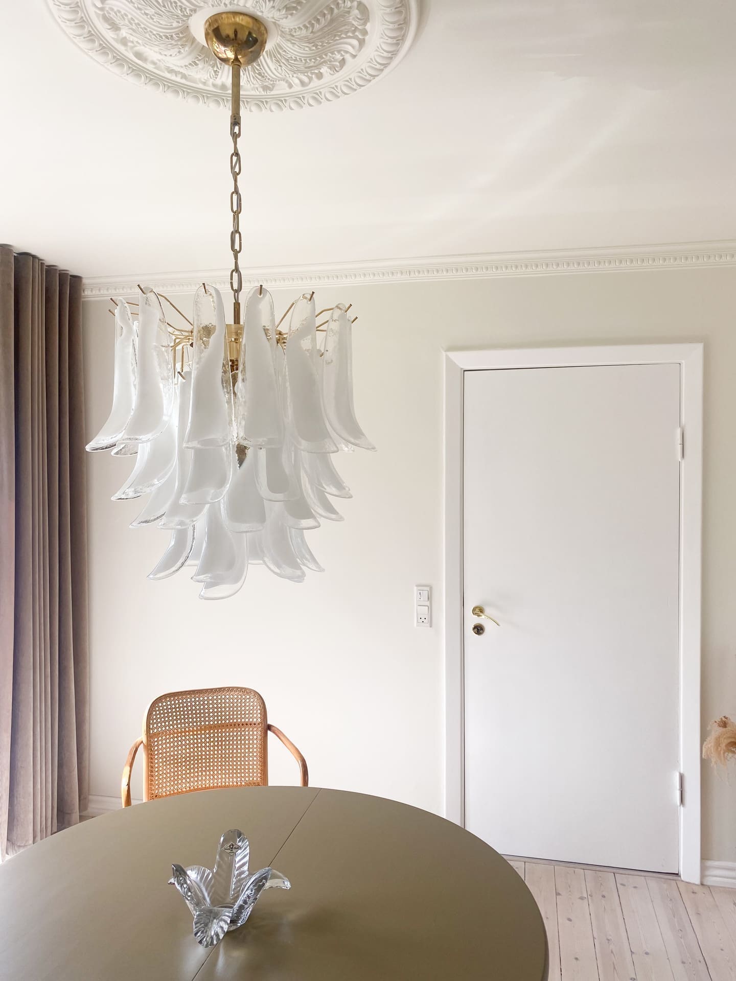 2694 - murano chandelier 41 white Lattimo transparent glasses-09
