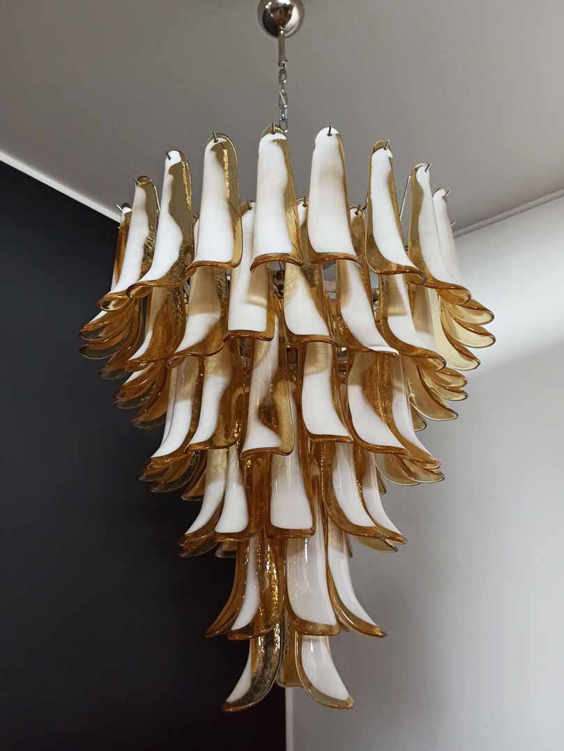 Murano chandelier - 75 petals - Caramel